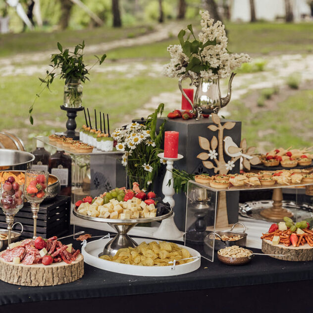 Outside-Catering-Img-2