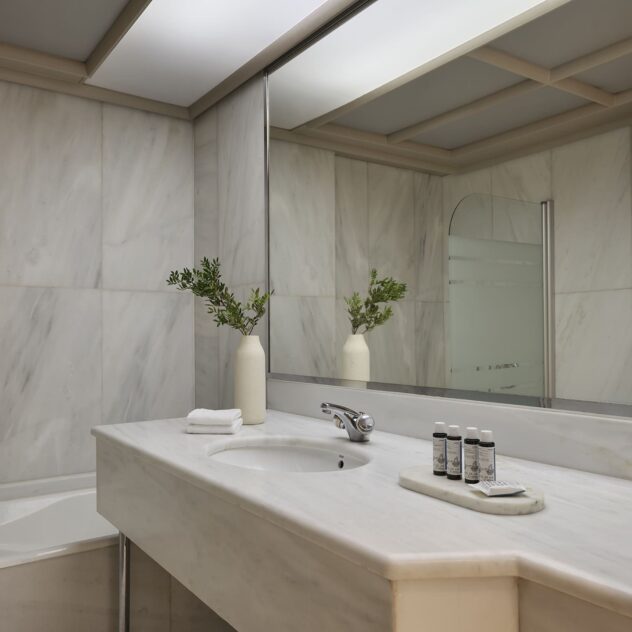 acropolis-view-deluxe-suites-4