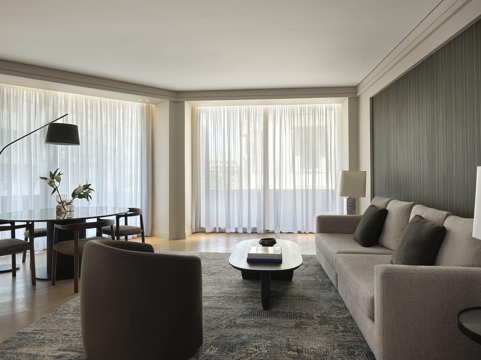 Deluxe City View Suites
